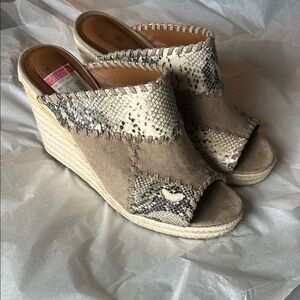 Ruff Hewn Tan and Cream Wedge Sandals with Perforated Design